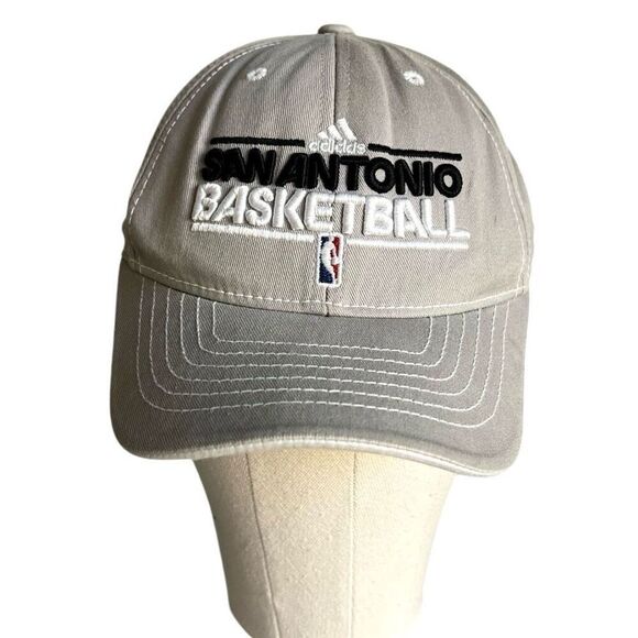 Toddler Unisex Adidas NBA San Antonio Spurs Basketball Adjustable Youth Hat - Picture 1 of 4